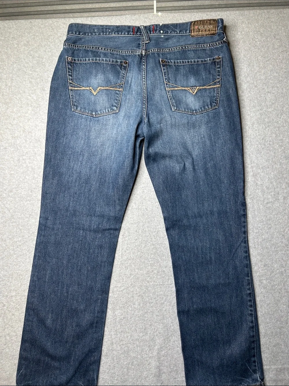 GUESS Straight-Leg Mid Blue Denim Jeans‎